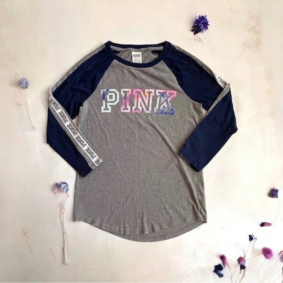 PINK Victoria’s Cotton 3/4 Sleeve Campus Baseball Varsity Gray Navy Blue Shirt - Picture 1 of 11